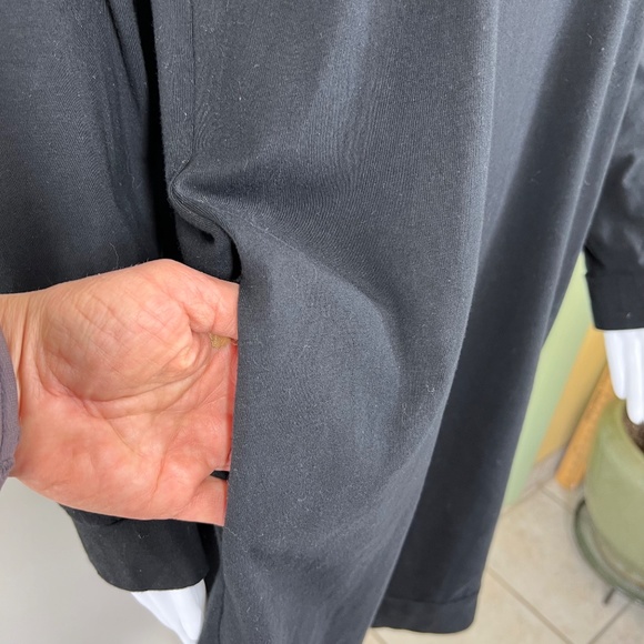 Eileen Fisher Black Long sleeve, Midi, Soft thicker Jersey knit, Pockets, L - Picture 9 of 16
